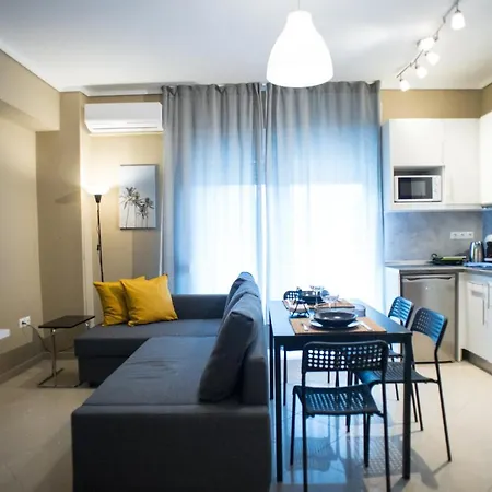 Club 4 Apartment